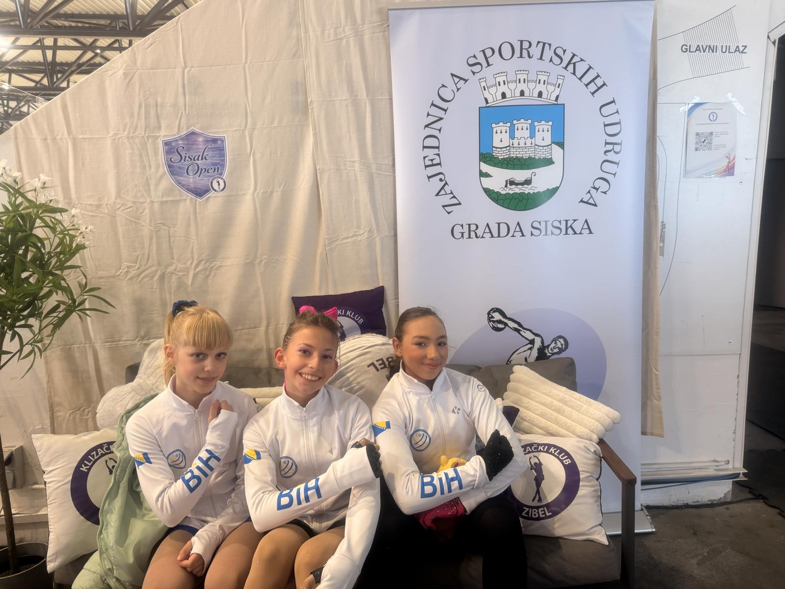 Odličan rezultat članica kluba Ice Group u Sisku